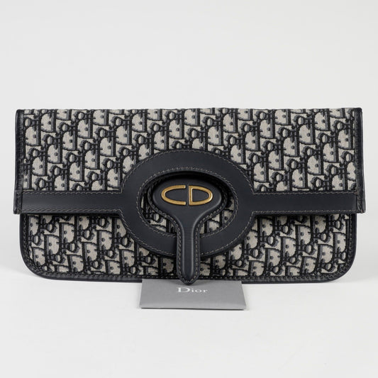 Folding Clutch