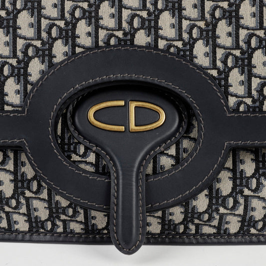 Folding Clutch