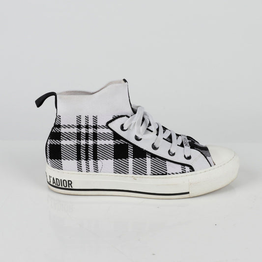Sneakers Work and Dior