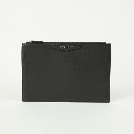 Antigona Medium Clutch