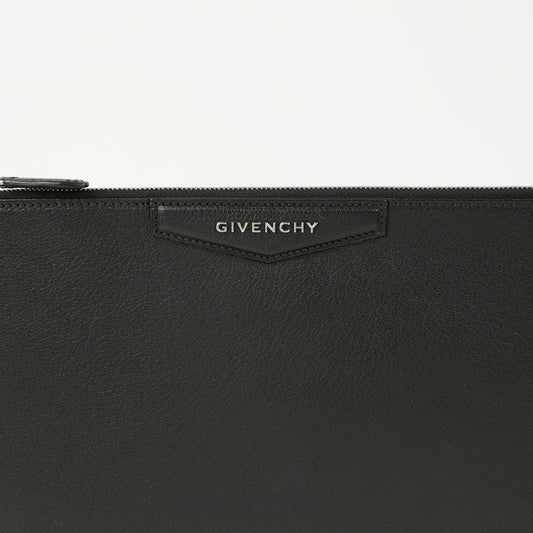 Antigona Medium Clutch