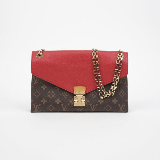 Palais Chain Shoulder Crossbody Bag