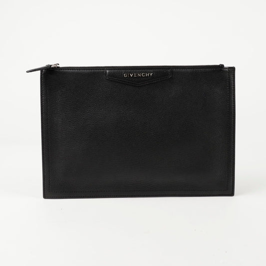Antigona Medium Clutch