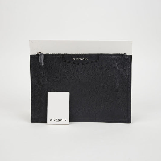 Antigona Medium Clutch