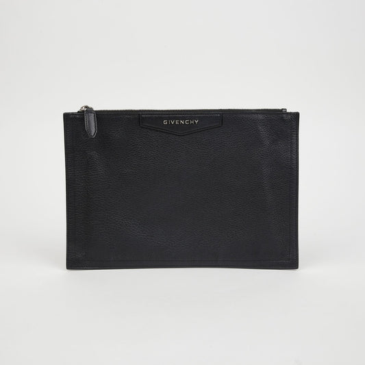 Antigona Medium Clutch